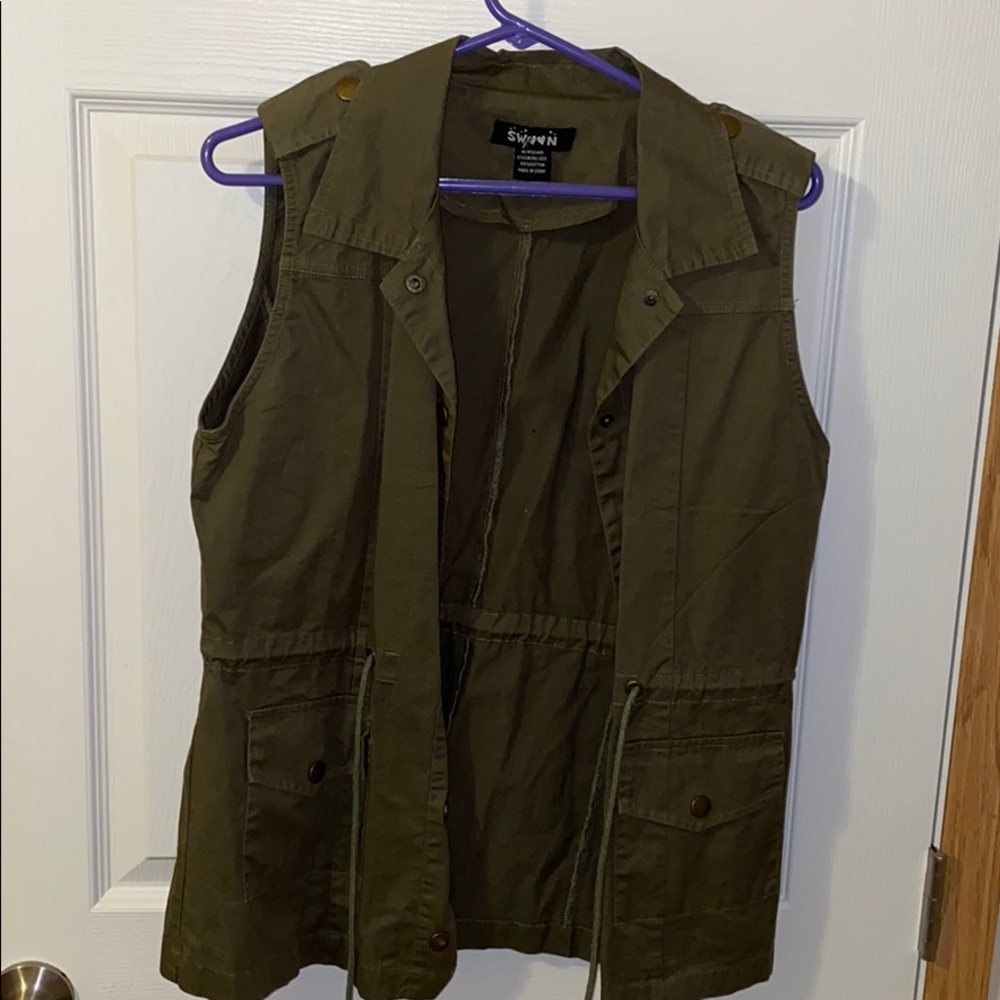 Army green button down vest